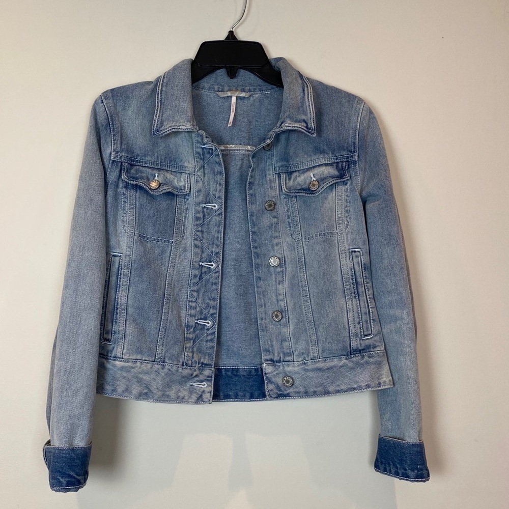 Free people denim Jacket size XS